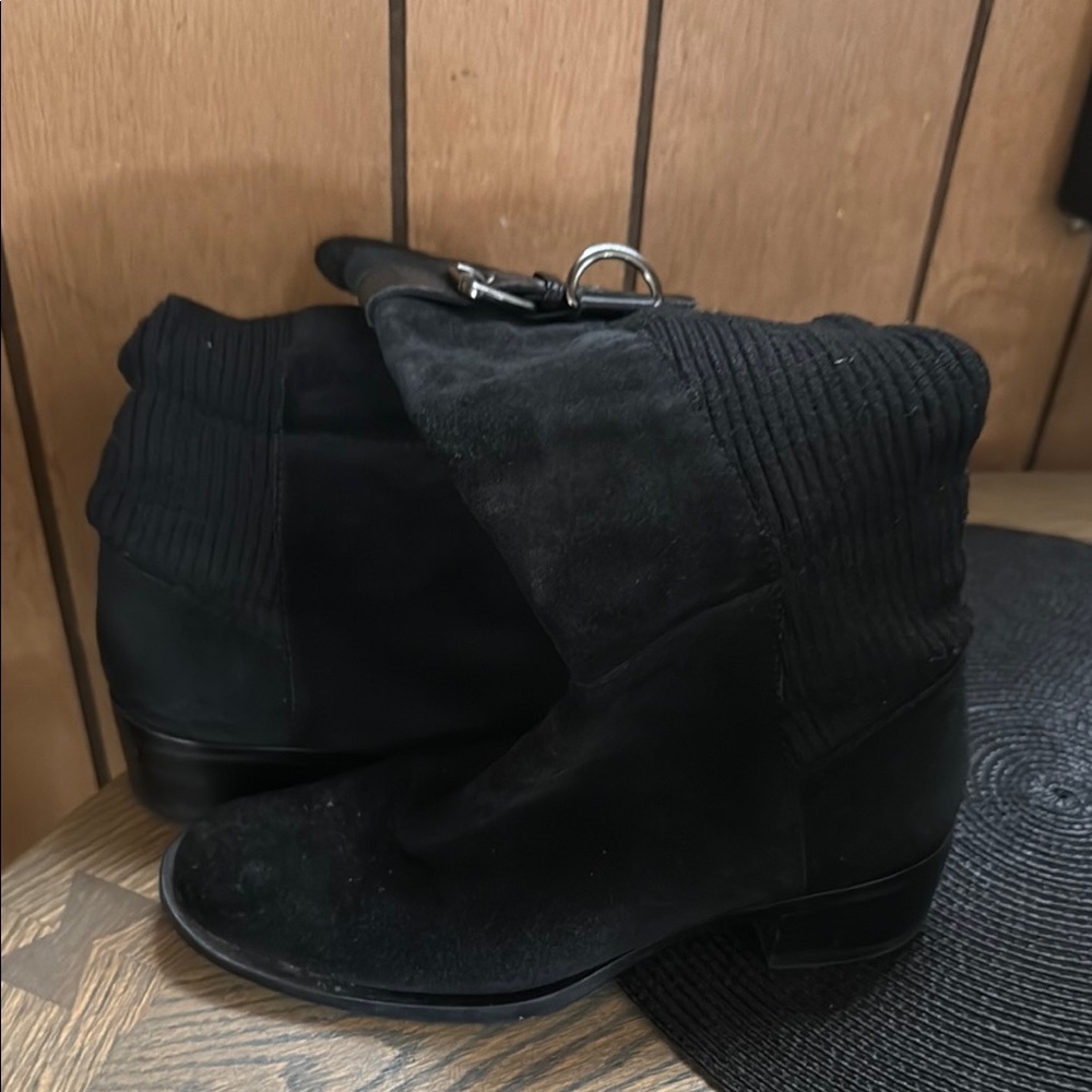 Nine West Black Ankle Booties with Textured Design